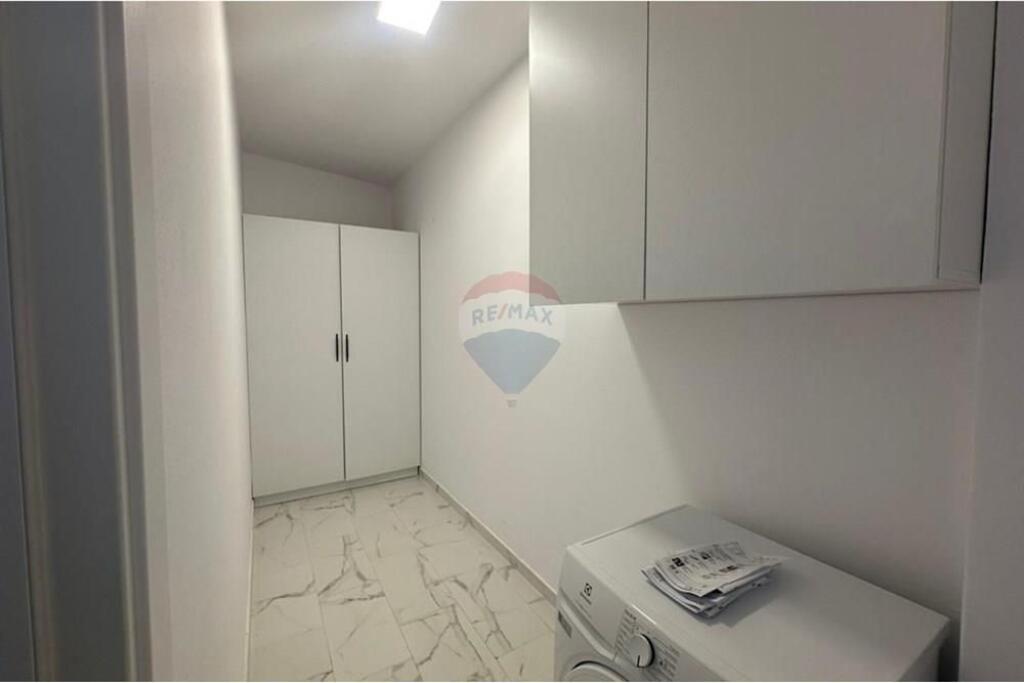 Apartment for rent 2+1+P at the Commune of Paris