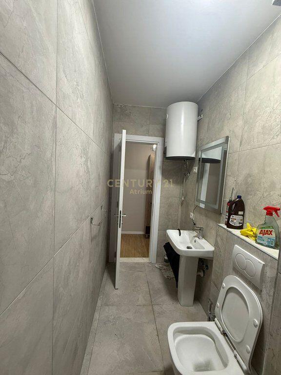 JEPET APARTAMENT 2+1 ME QIRA TEK (KOMPLEKSI MOLLA) NE ASTIR!