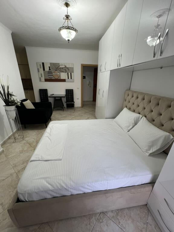 🏡 Monolocale in Affitto 📍 Via Barrikadave