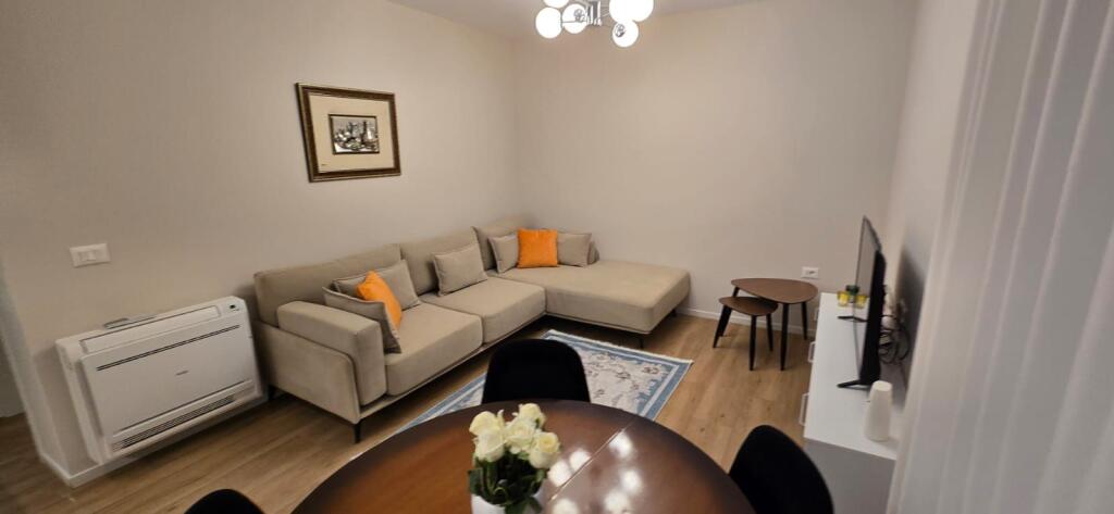 APPARTAMENTO IN AFFITTO 2+1 IN VIA MYSLYM SHYRI, TIRANA