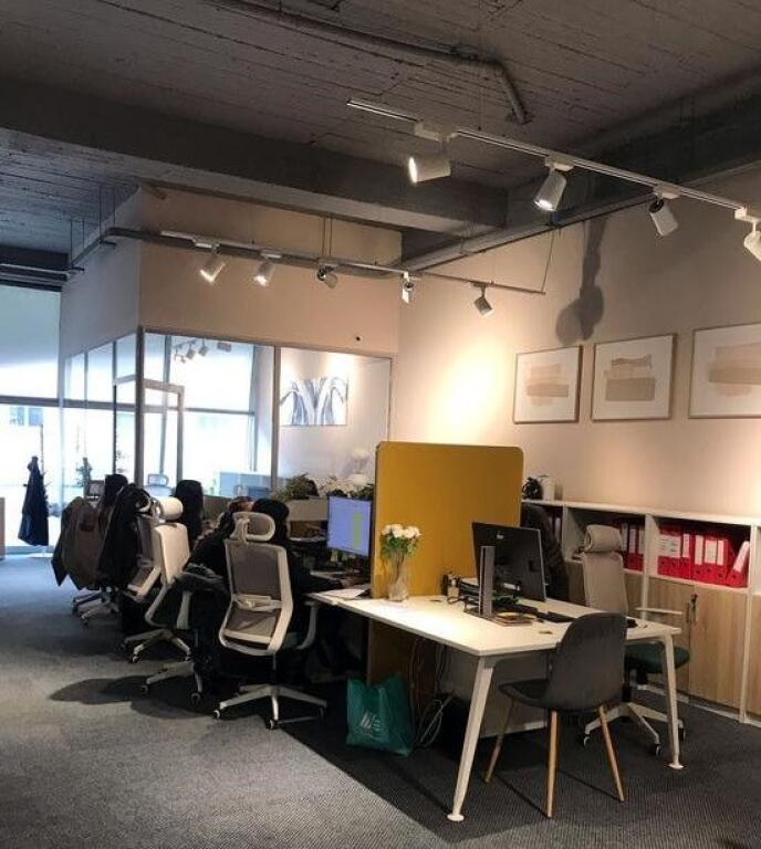 AFFITTO UFFICIO MODERNO NEL COMPLESSO CONDOR, TIRANA