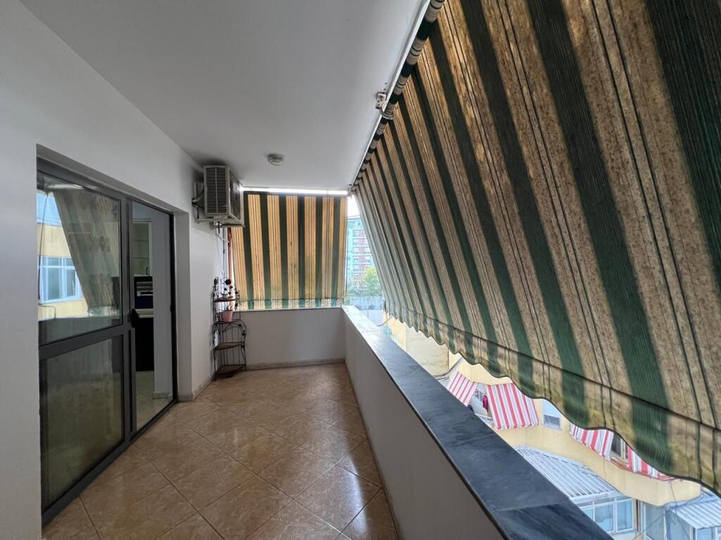 Jepet me qira apartament 2+1 te Komuna Parisit