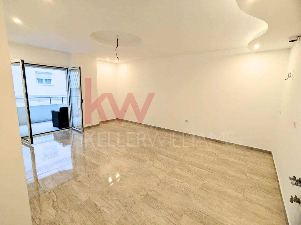 Appartamento 2+1 in vendita a Valona Lungomare