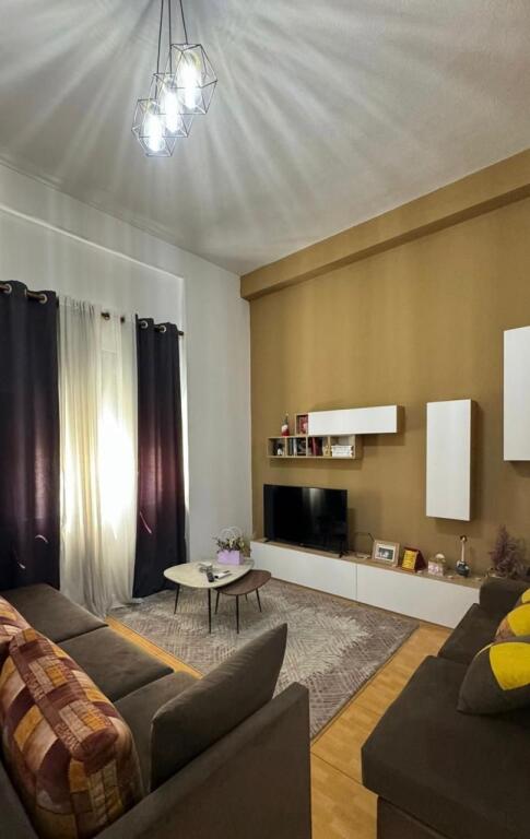 Apartament me qera 1+1 📍Rruga Dibres