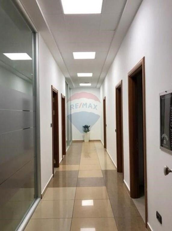 for rent, business premises at Twin Towers, Mother Teresa Boulevard, Tirana  ID: 530591002-2