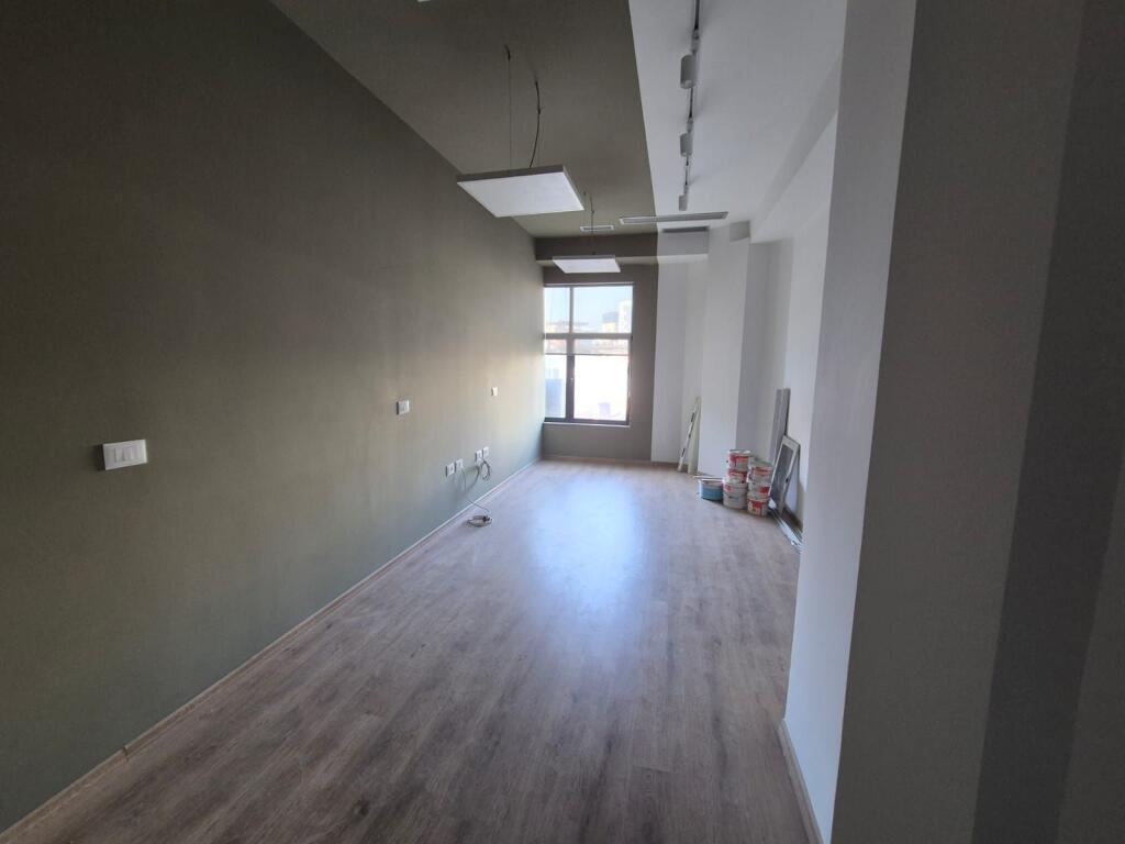 🏢 Business premises for sale – Kavaja Street!