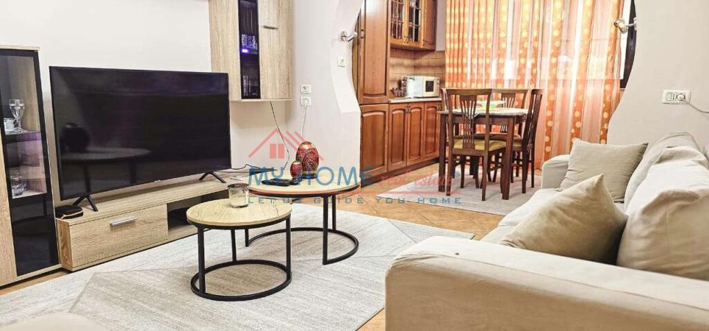 Appartamento 2+1 in Affitto a Myslym Shyri Tirana