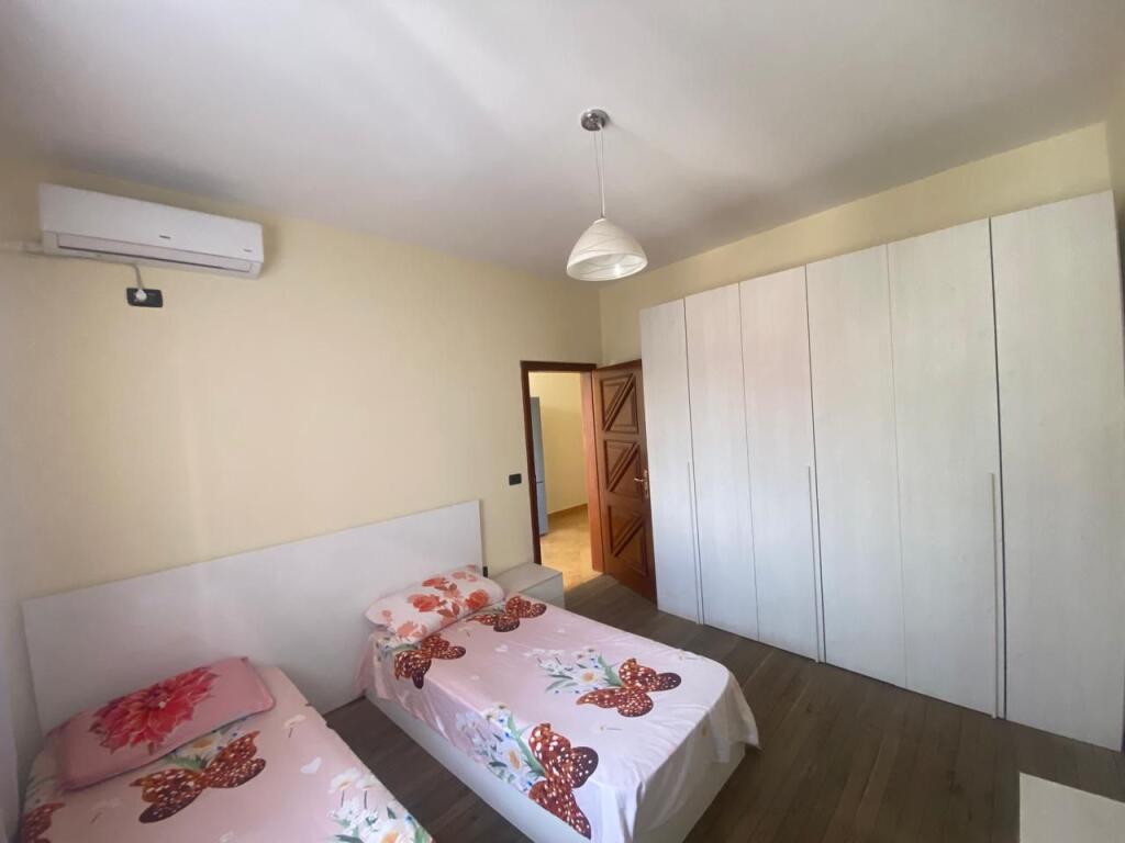 Jepet apartament 2+1 me qera ne "Laprake"