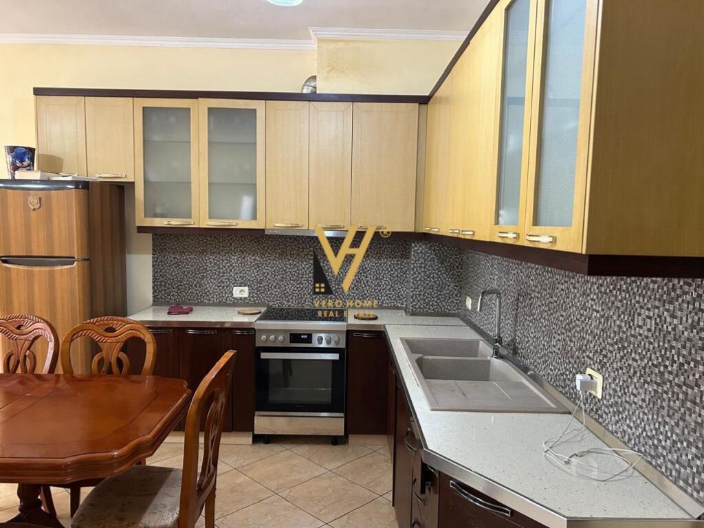 APPARTAMENTO 2+1+2+2BLK IN AFFITTO AL TERMINAL, CASA ITALIA 47.000 LEKE