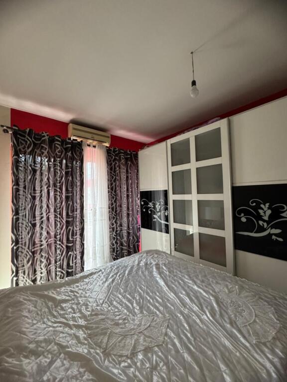 Jepet me qira apartament 2+1 ne Astir!
