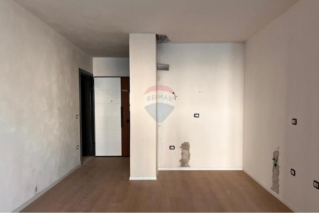 ----SUPER APARTMENT 1+1 FOR SALE NEAR THE AVIATION FIELD
