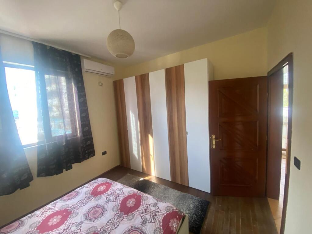 Jepet apartament 2+1 me qera ne "Laprake"