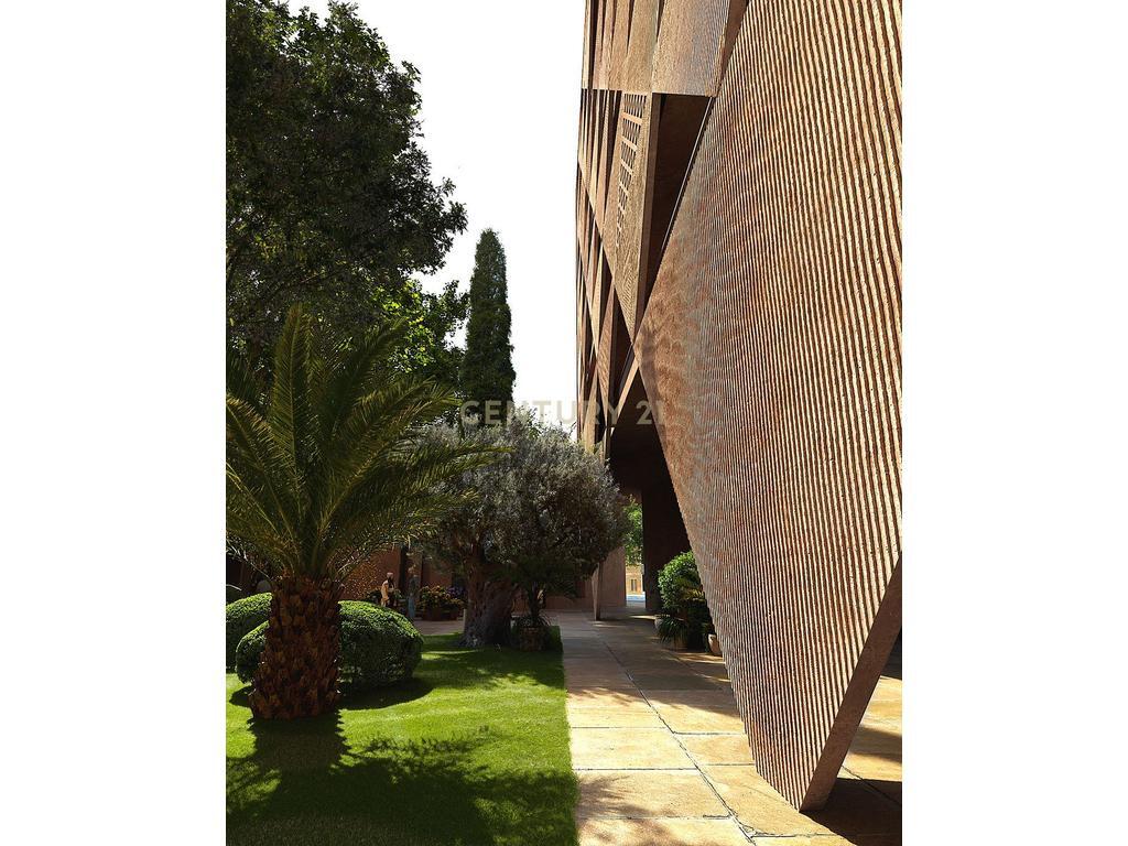 VENDESI APPARTAMENTO 2+1+2 AL "TIRANA TOWER" 373,000 €