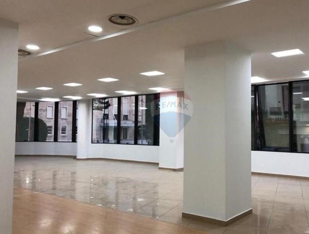 for rent, business premises at Twin Towers, Mother Teresa Boulevard, Tirana  ID: 530591002-2