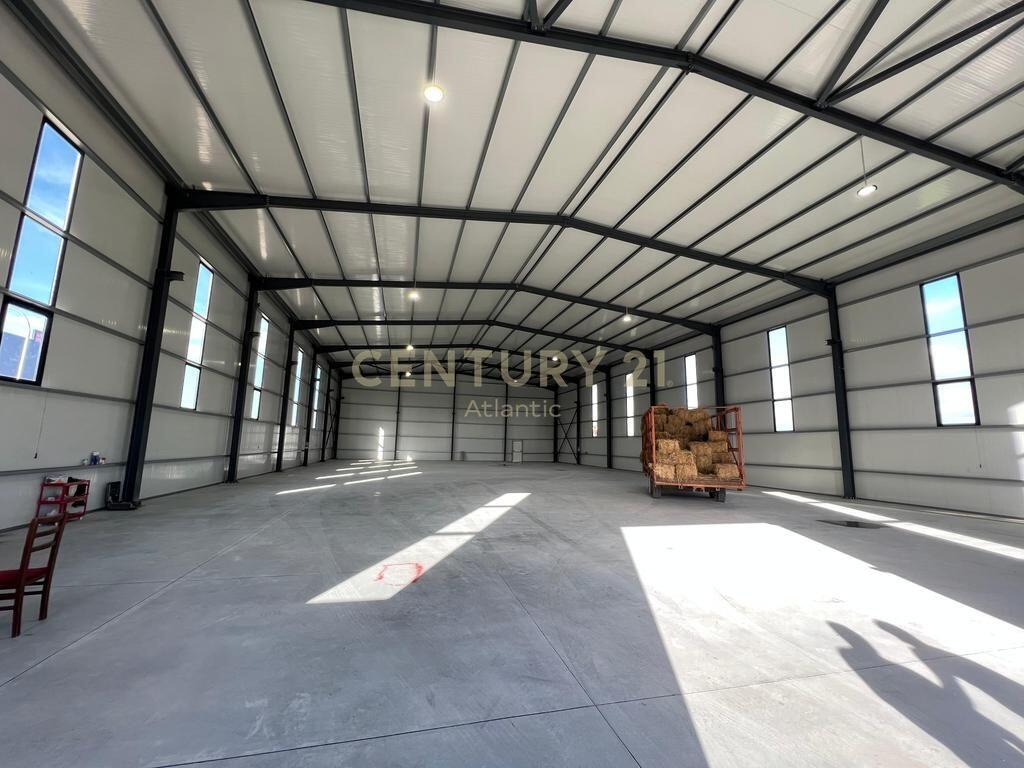 NEW WAREHOUSE BY THE ROAD FOR RENT IN PJEZE DURRES! 3,900 € /Month