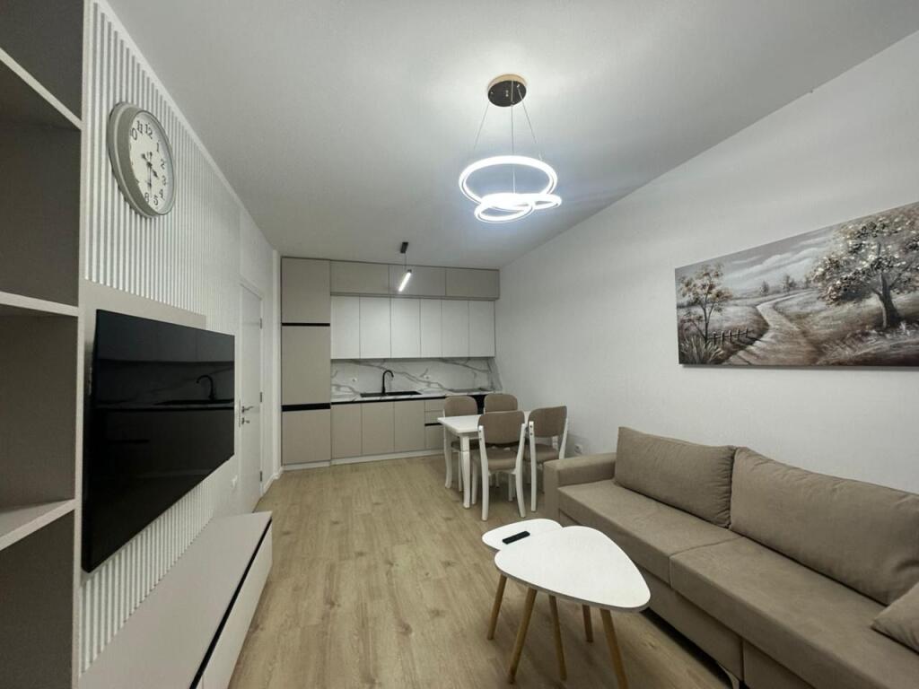 2+1 apartment for rent in the Municipality of Paris