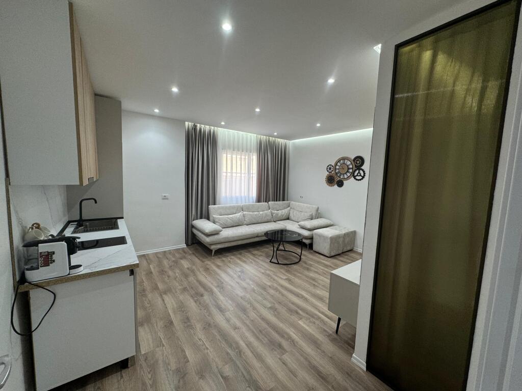 🏡 Appartamento 2+1 in Affitto 📍 Via Bogdanëve / Via e Kavajës