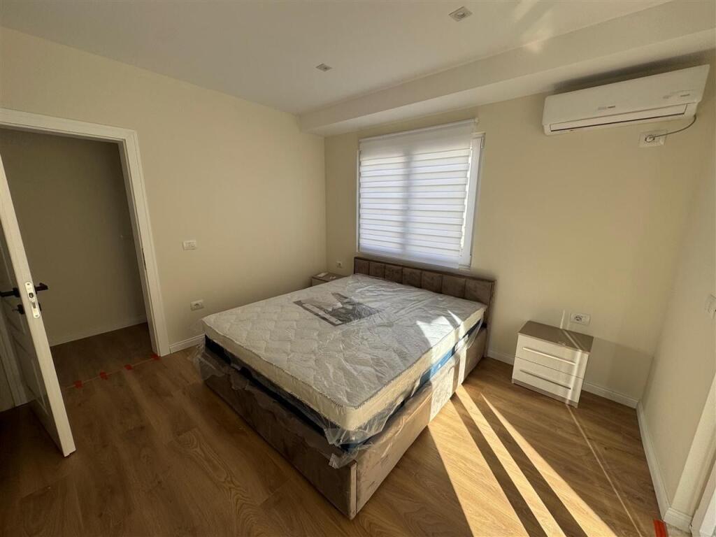 Harry Fultz,jepet me qira apartment 1+1! 650 Euro
