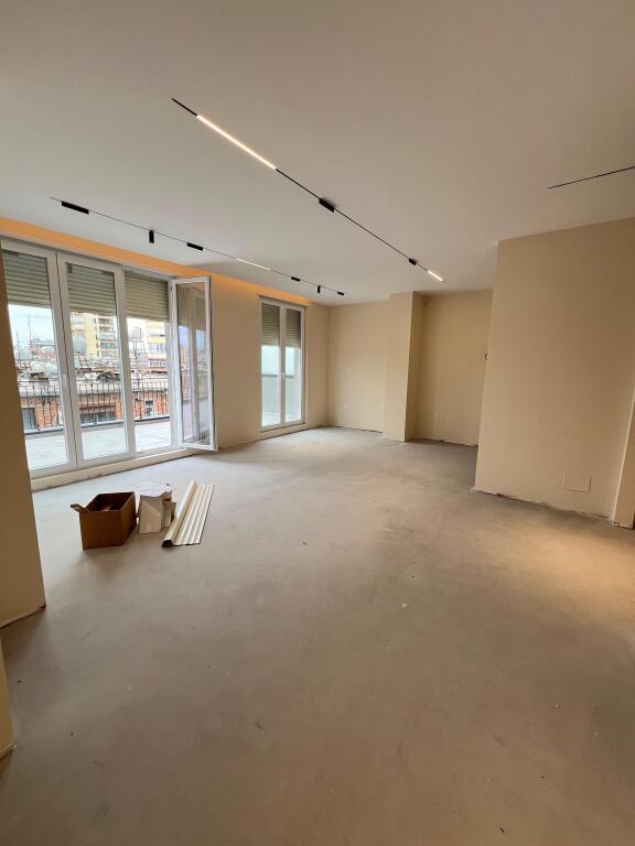 IN VENDITA APPARTAMENTO 2+1+2+Verande+🅿️ 314.000€ SCUOLA DI BALLO, TIRANA