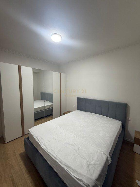 JEPET APARTAMENT 2+1 ME QIRA TEK (KOMPLEKSI MOLLA) NE ASTIR!