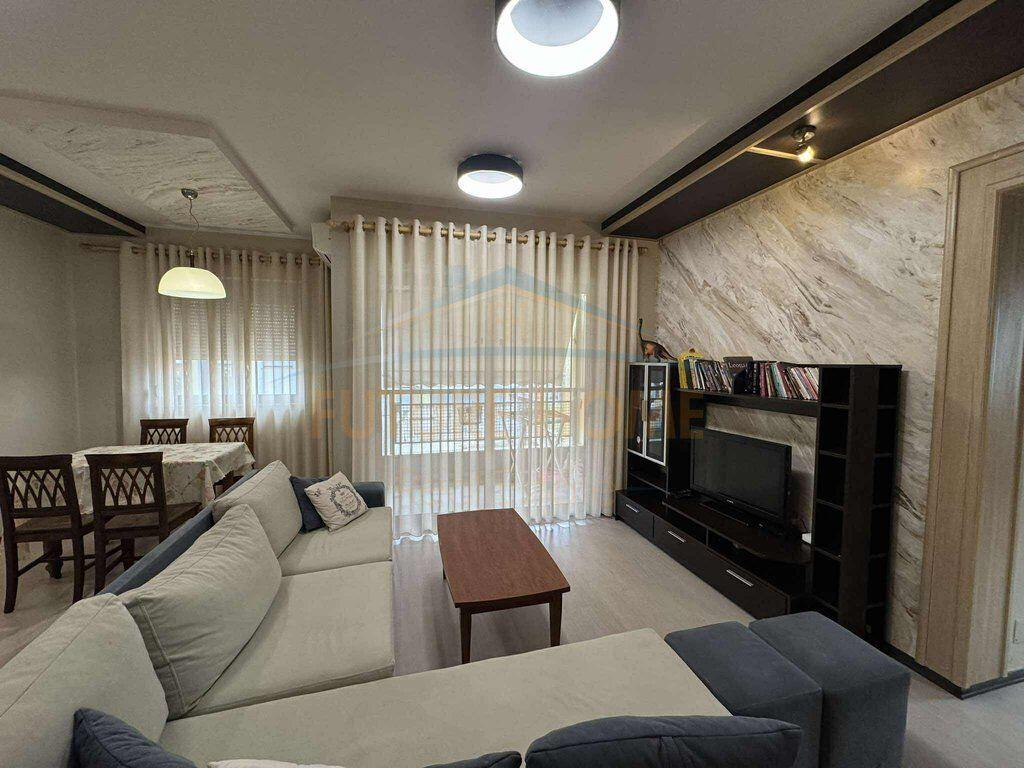 Qera , Apartament 2+1+2 Unaza e Re , Tirane