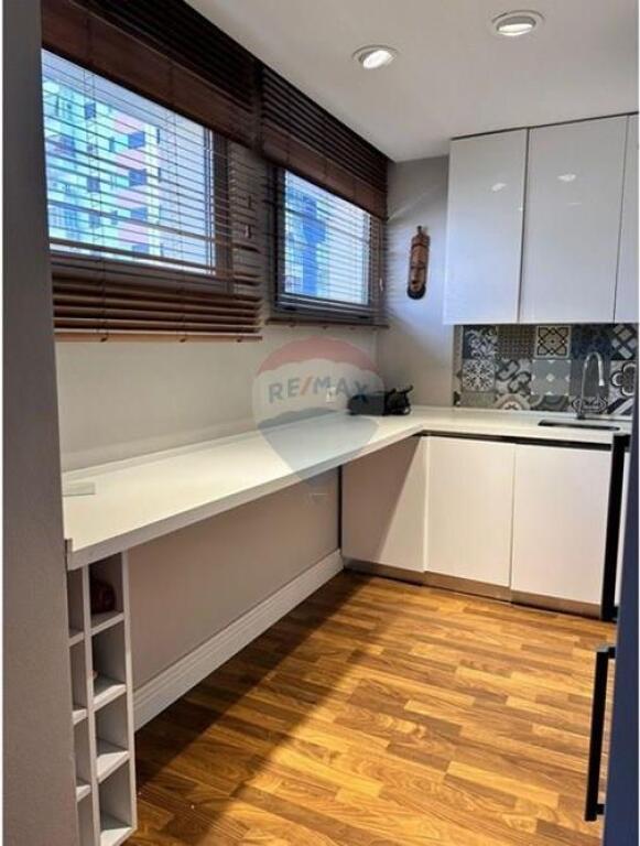 Apartment 1+1 for sale near Square 21