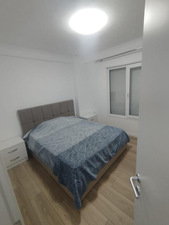 Jepet me qera apartament 1+1 ne Selite
