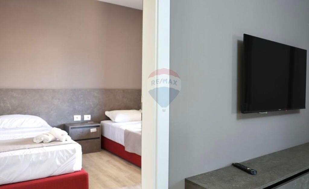 Rent/ Residential building on 5 Maji street!