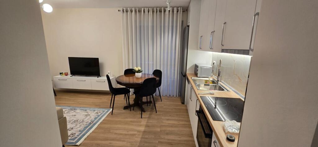 APPARTAMENTO IN AFFITTO 2+1 IN VIA MYSLYM SHYRI, TIRANA