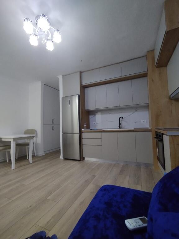 Shitet: Apartament 2+1+2 Astir