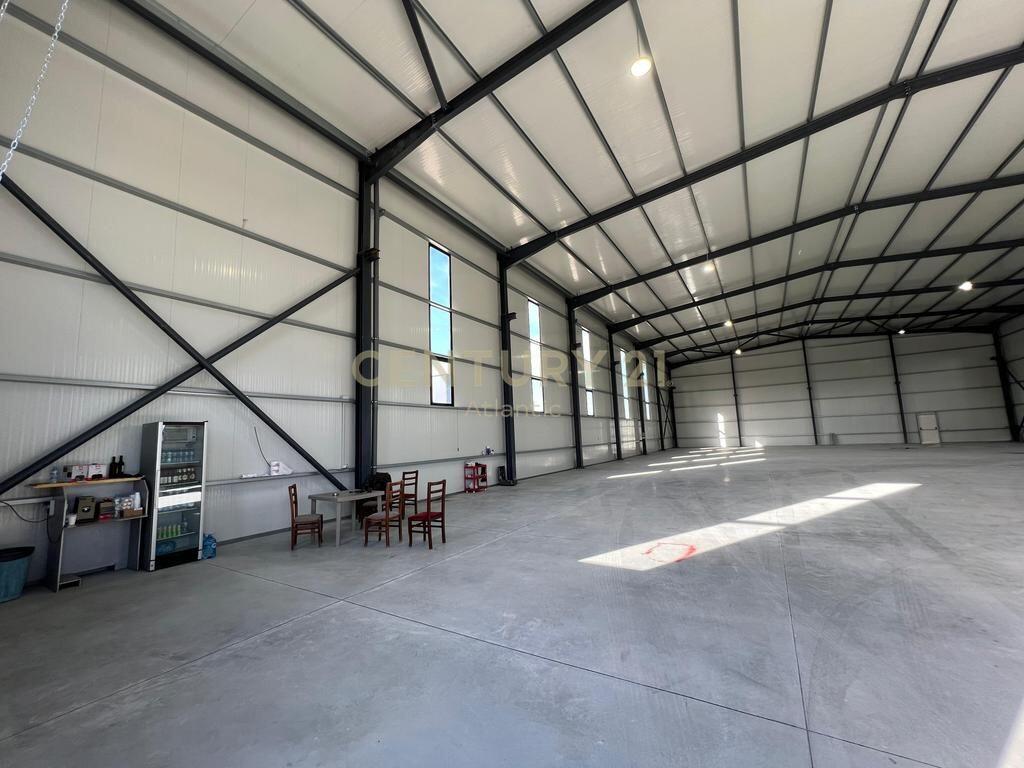 NEW WAREHOUSE BY THE ROAD FOR RENT IN PJEZE DURRES! 3,900 € /Month