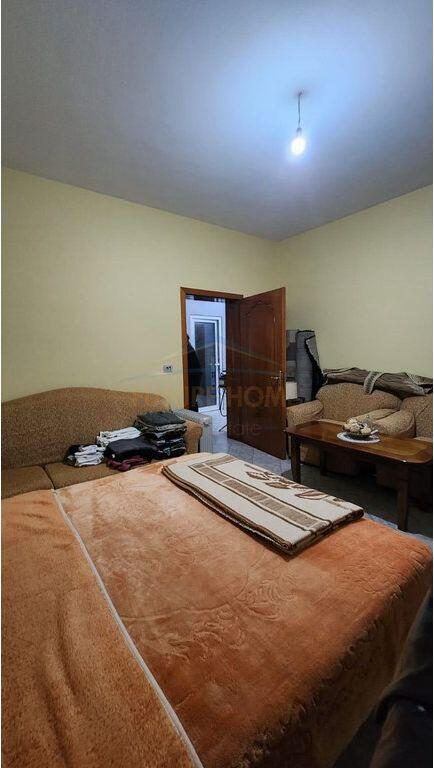 In vendita, Villa su 3 piani, Sauk, Tirana