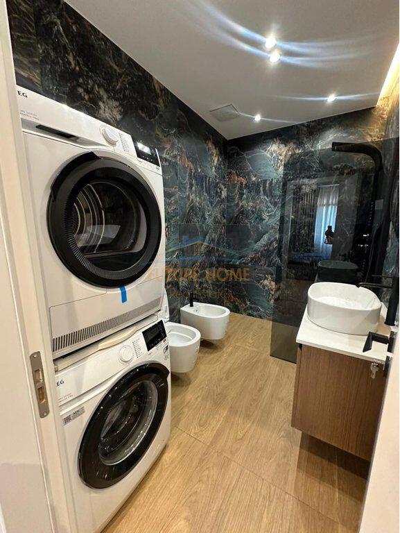 Qera,Apartament 2+1+2,Qender,Tirane