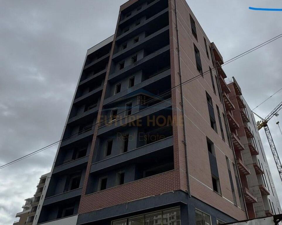 Apartment 2+1+2 for sale, Aviation Field – opposite the “Dhora Leka” school, Tirana