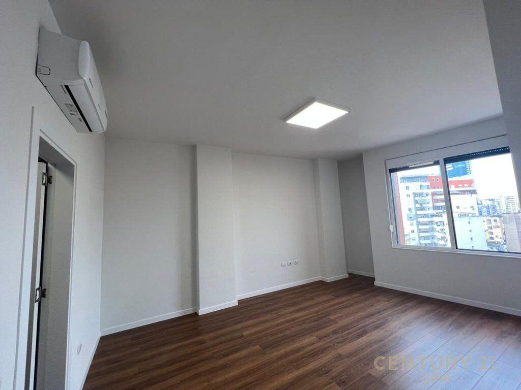 AFFITTIAMO APPARTAMENTO PER UFFICI, IN CENTRO!!! 1.500 € /Mese
