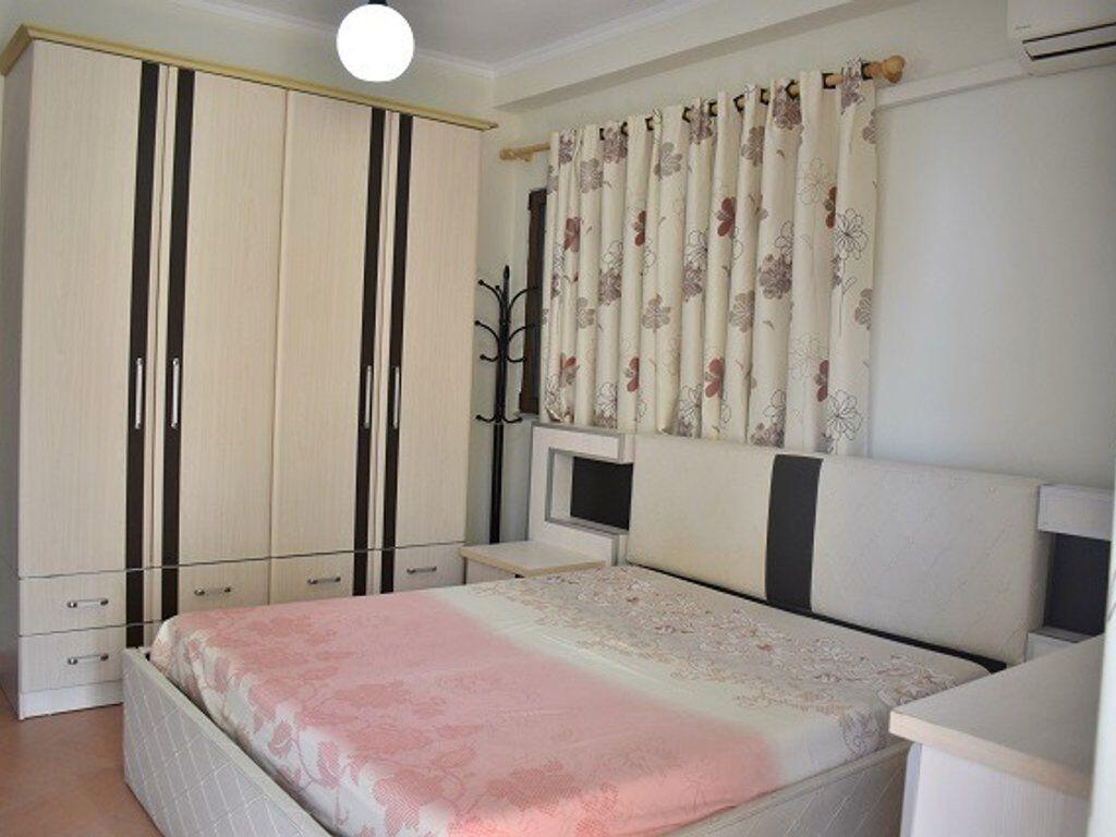 Rent, Apartment 3+1+2, 5 May Street