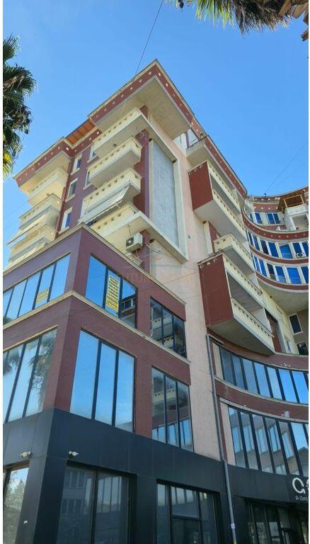 Shitet,Apartament 2+1, Bulevardi Blu, Kamez