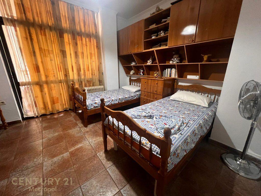 Appartamento 2+1 in Affitto, Ginnasio Partizani 650 € /Mese