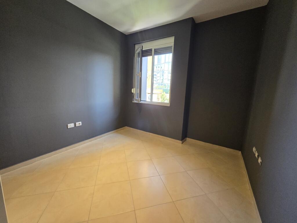 Empty apartment for office at Toptani!