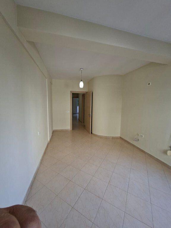 In vendita, Duplex 3+1+2, Residenza Kodra e Diellit 1, Tirana.