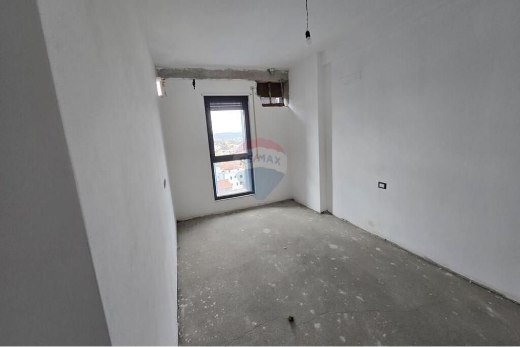 Apartament 3+1+2 per shitje Jordan Misja