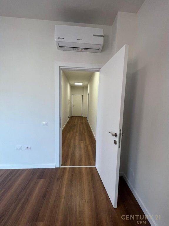 AFFITTIAMO APPARTAMENTO PER UFFICI, IN CENTRO!!! 1.500 € /Mese