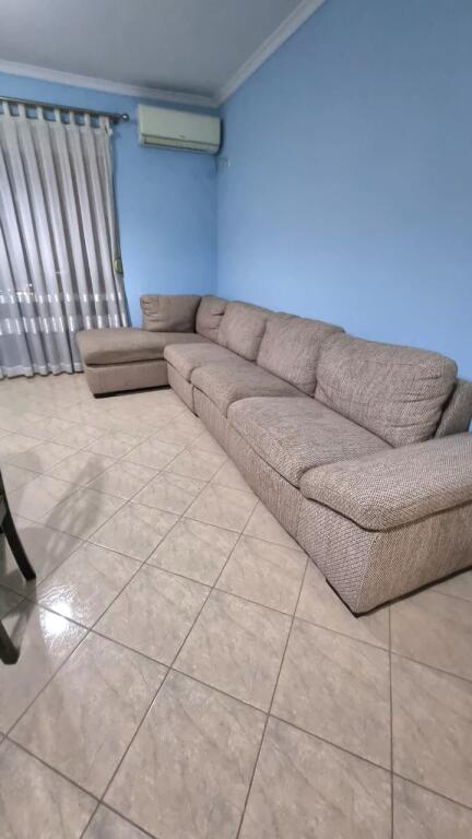🏡 Jepet me Qira Apartament 2+1 ne Astir, Blv. Migjeni 📍 Pranë kompleksit Molla