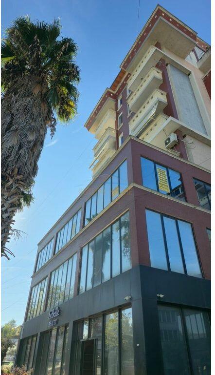 Shitet,Apartament 2+1, Bulevardi Blu, Kamez
