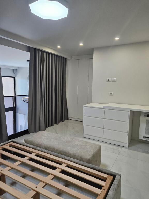 FOR SALE 2+1 APARTMENT IN ROW VLORE ( DUPLEX )
