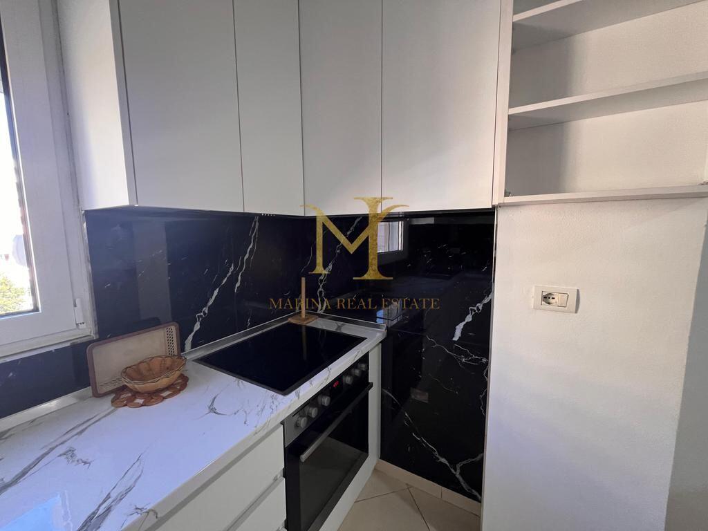 Apartment 1+1 for rent located on the first coastal line.