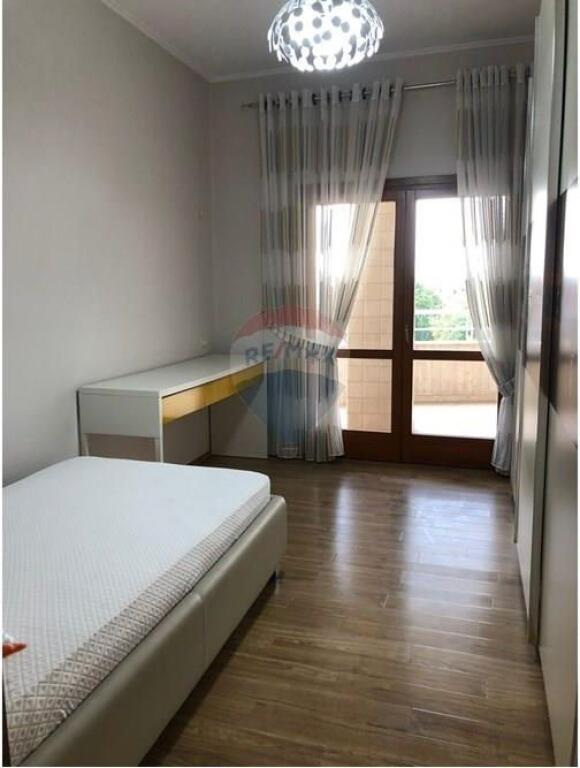Appartamento 3+1+2 in affitto, più posto auto