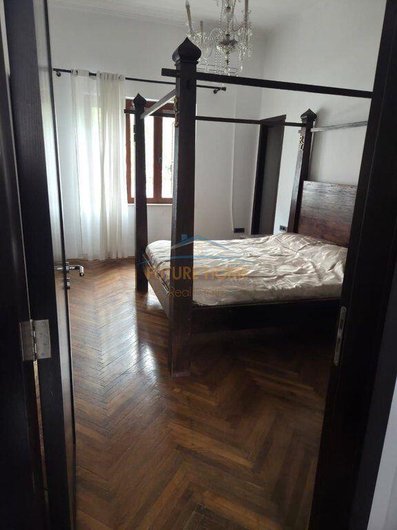 Affitto • Appartamento 2+1+2 • Centro, Rruga e Dibrës, Tirana