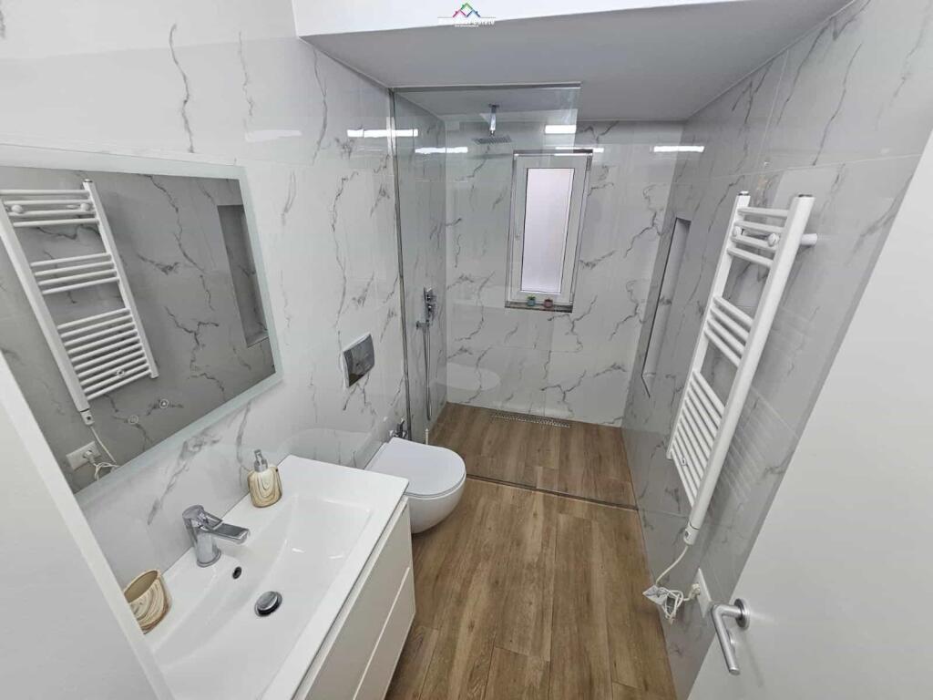 appartamento In Affitto 2+1 A Myslym Shyr (ID B221371) Tirana