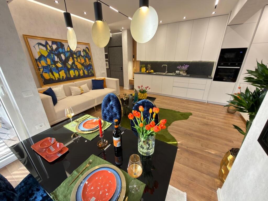 Apartment 2+1 for Sale at 21 Dhjetori